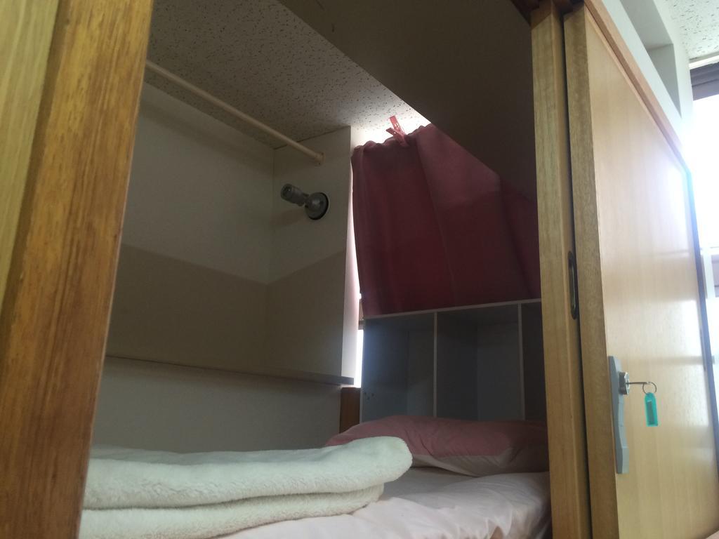 Capsule Dormitory Orion Tomari Exteriér fotografie